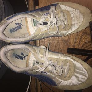 Vintage Puma Sneakers